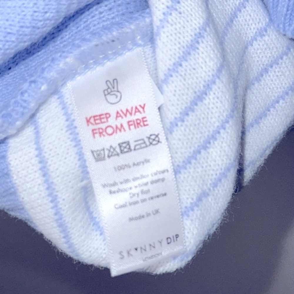 NWT Skinny Dip X Care Bears Love A Lot Bear Crop Sweater - Picture 10 of 13